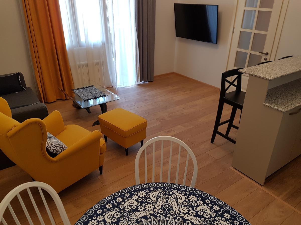 The Starry Night Apartment Batumi Ngoại thất bức ảnh